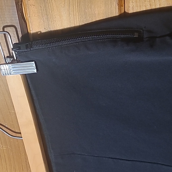 Everlane Side Zip Pant - Picture 3 of 9